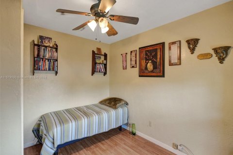 Casa en venta en West Park, Florida, 3 dormitorios, 121.7 m2 № 1154953 - foto 27