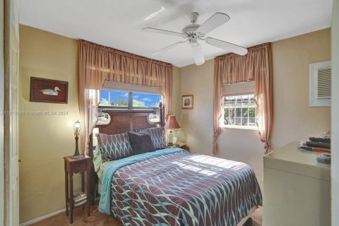 Casa en venta en West Park, Florida, 3 dormitorios, 121.7 m2 № 1154953 - foto 18