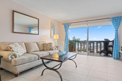 Condo in Vero Beach, Florida, 2 bedrooms  № 1182528 - photo 19