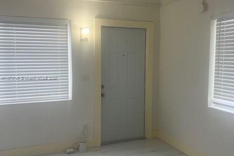 House in Miami, Florida 2 bedrooms, 111.48 sq.m. № 1394339 - photo 4