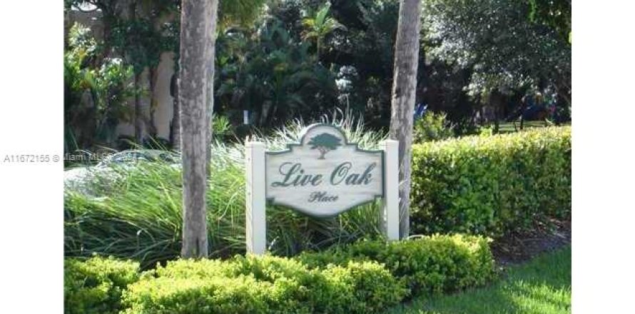 Townhouse in Davie, Florida 3 bedrooms, 116.13 sq.m. № 1394341