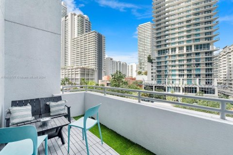 Condominio en venta en Miami, Florida, 1 dormitorio, 92.9 m2 № 1362236 - foto 14