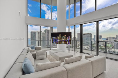 Condo in Miami, Florida, 3 bedrooms  № 1394338 - photo 6