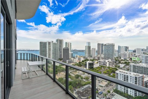 Condo in Miami, Florida, 3 bedrooms  № 1394338 - photo 20