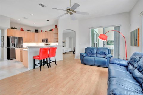 Casa en venta en Miramar, Florida, 5 dormitorios, 335.1 m2 № 1271494 - foto 15