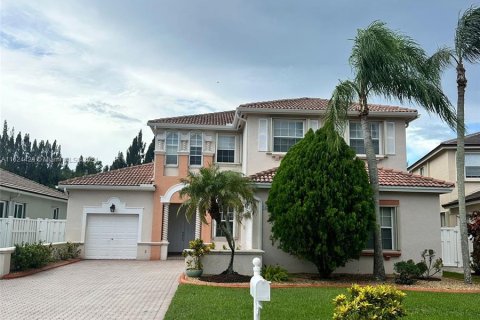 Villa ou maison à vendre à Miramar, Floride: 5 chambres, 335.1 m2 № 1271494 - photo 1