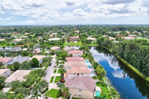 Villa ou maison à vendre à Miramar, Floride: 5 chambres, 335.1 m2 № 1271494 - photo 5