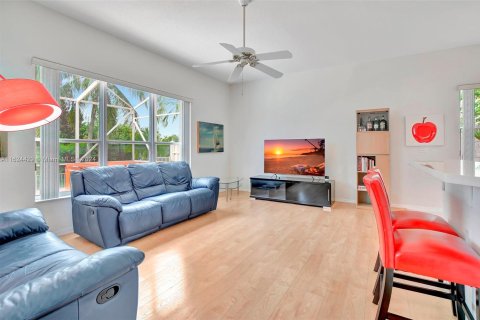 Casa en venta en Miramar, Florida, 5 dormitorios, 335.1 m2 № 1271494 - foto 13