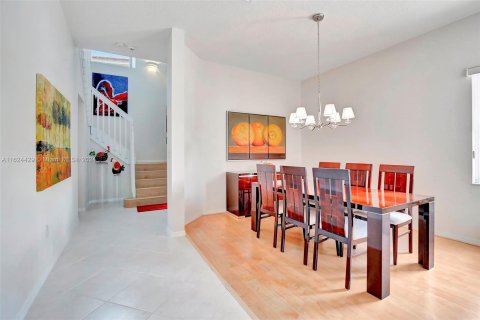 Casa en venta en Miramar, Florida, 5 dormitorios, 335.1 m2 № 1271494 - foto 12