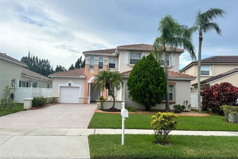 Villa ou maison à vendre à Miramar, Floride: 5 chambres, 335.1 m2 № 1271494 - photo 2