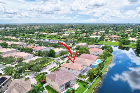 Villa ou maison à vendre à Miramar, Floride: 5 chambres, 335.1 m2 № 1271494 - photo 6