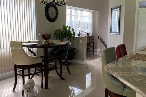 Condo in Lake Worth, Florida, 3 bedrooms  № 1271498 - photo 2