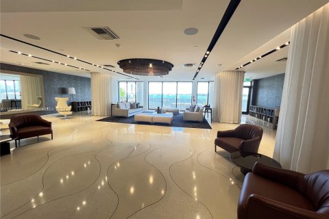 Copropriété à vendre à Miami Beach, Floride: 2 chambres, 137.22 m2 № 1282354 - photo 16