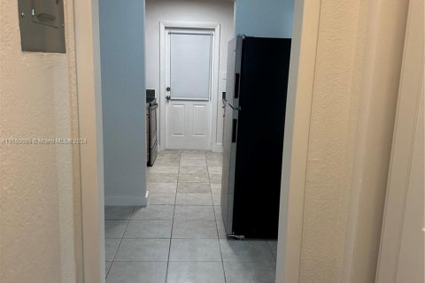 Copropriété à vendre à Hallandale Beach, Floride: 1 chambre, 64.1 m2 № 1332491 - photo 20