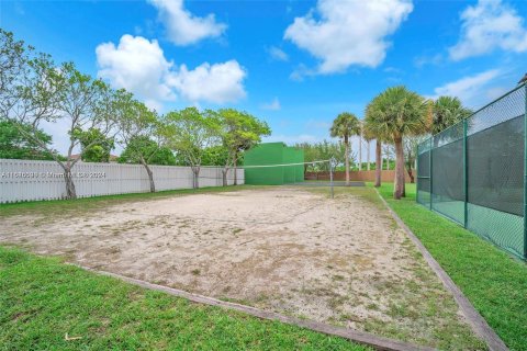 Villa ou maison à vendre à Miami, Floride: 3 chambres, 177.07 m2 № 1332586 - photo 7