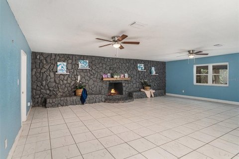 Villa ou maison à vendre à Tampa, Floride: 4 chambres, 221.57 m2 № 1344359 - photo 10