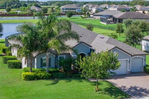 Villa ou maison à vendre à Orlando, Floride: 4 chambres, 319.68 m2 № 1344390 - photo 1