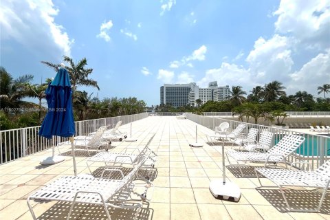 Condominio en venta en Miami Beach, Florida, 1 dormitorio, 73.39 m2 № 1222181 - foto 18