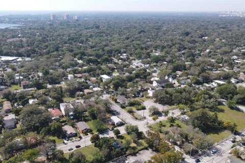 Купить земельный участок в Майами, Флорида № 750351 - фото 12