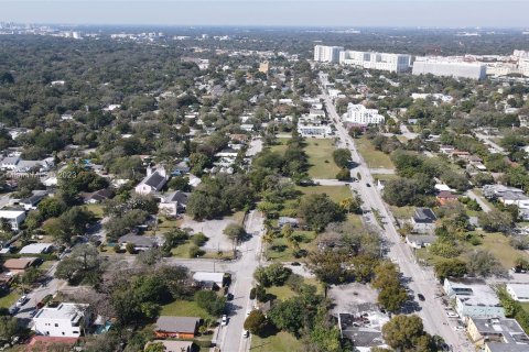 Купить земельный участок в Майами, Флорида № 750351 - фото 13