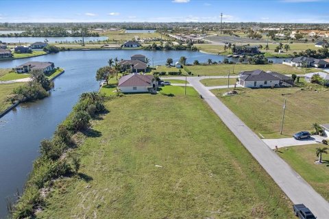 Terreno en venta en Cape Coral, Florida № 1419150 - foto 25