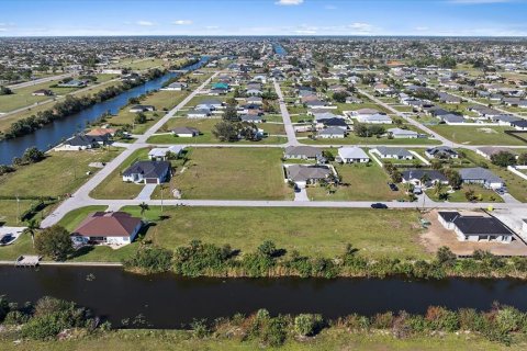 Terreno en venta en Cape Coral, Florida № 1419150 - foto 29