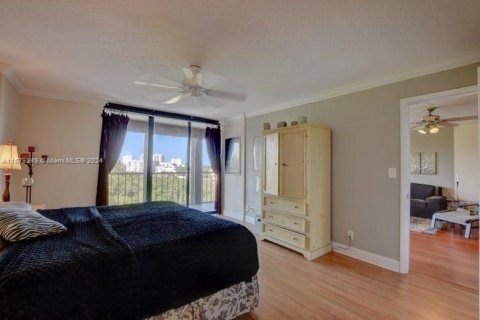 Condo in Deerfield Beach, Florida, 2 bedrooms  № 1410981 - photo 25