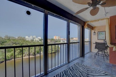 Copropriété à vendre à Deerfield Beach, Floride: 2 chambres, 111.48 m2 № 1410981 - photo 18