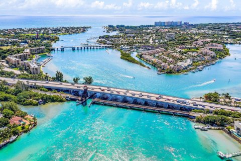 Touwnhouse à vendre à Palm Beach Gardens, Floride: 2 chambres, 194.72 m2 № 1216045 - photo 5