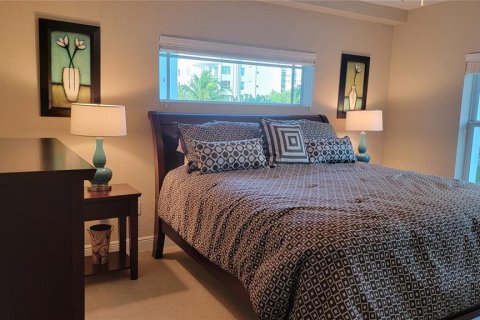 Condominio en alquiler en Sarasota, Florida, 2 dormitorios, 170.66 m2 № 218213 - foto 22