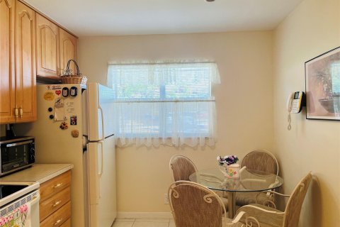 Condominio en venta en Tamarac, Florida, 2 dormitorios, 85.47 m2 № 1186452 - foto 14