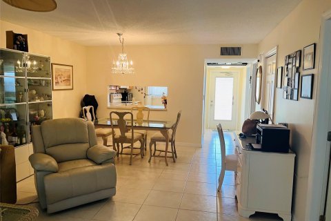 Condominio en venta en Tamarac, Florida, 2 dormitorios, 85.47 m2 № 1186452 - foto 12