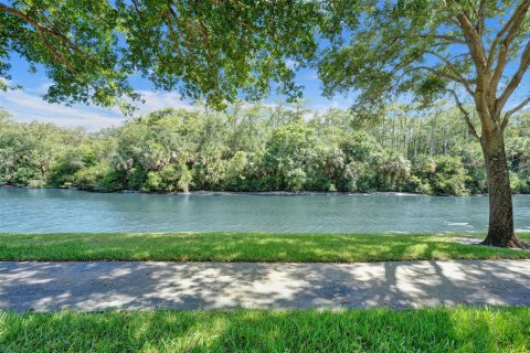 Condo in Coconut Creek, Florida, 2 bedrooms  № 1189827 - photo 5