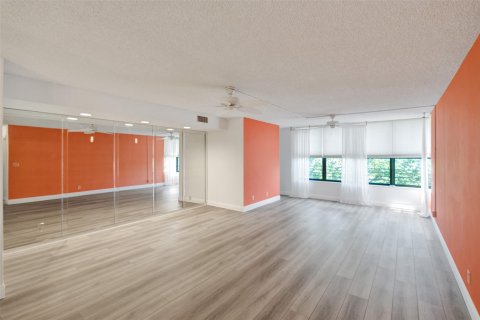 Copropriété à vendre à Coconut Creek, Floride: 2 chambres, 120.77 m2 № 1189827 - photo 10