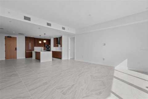 Copropriété à vendre à Saint Petersburg, Floride: 2 chambres, 162.86 m2 № 1382379 - photo 21