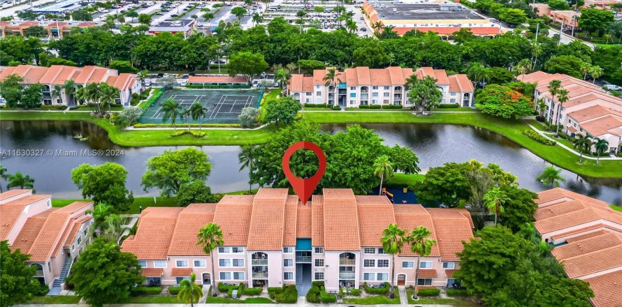 Condominio en Miramar, Florida, 3 dormitorios  № 1290832