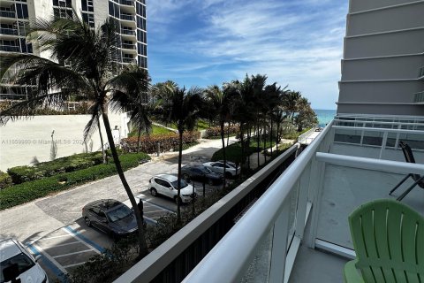 Copropriété à vendre à Sunny Isles Beach, Floride: 33.44 m2 № 1380109 - photo 25