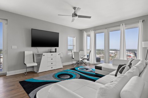 Copropriété à vendre à Panama City Beach, Floride: 4 chambres, 137.77 m2 № 558802 - photo 1