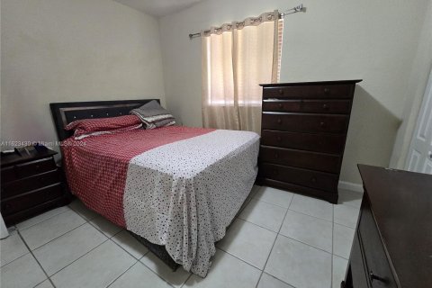 Villa ou maison à vendre à Miami Gardens, Floride: 4 chambres, 226.77 m2 № 1270569 - photo 18