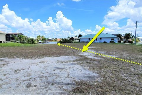 Terreno en venta en Punta Gorda, Florida № 644900 - foto 2