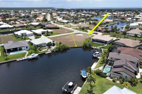 Terreno en venta en Punta Gorda, Florida № 644900 - foto 7