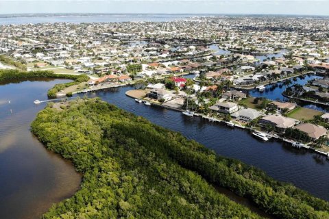 Terreno en venta en Punta Gorda, Florida № 644900 - foto 12