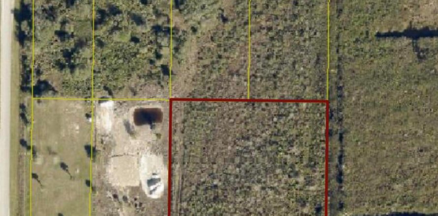 Land in Okeechobee, Florida № 816352