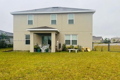 Casa en venta en Lehigh Acres, Florida, 4 dormitorios, 229.47 m2 № 1348367 - foto 3