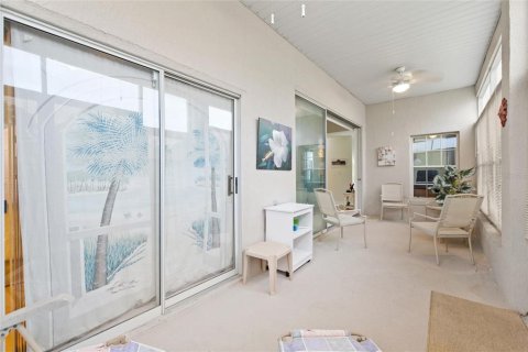 Villa ou maison à vendre à Davenport, Floride: 2 chambres, 139.82 m2 № 1336145 - photo 12