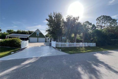 Villa ou maison à vendre à Punta Gorda, Floride: 4 chambres, 167.22 m2 № 1336144 - photo 2