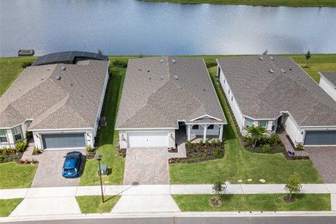 Villa ou maison à vendre à Saint Cloud, Floride: 4 chambres, 208.94 m2 № 1352955 - photo 2