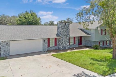 Villa ou maison à vendre à Fruitland Park, Floride: 5 chambres, 231.51 m2 № 1344121 - photo 3