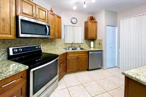 Villa ou maison à vendre à Pembroke Pines, Floride: 3 chambres, 190.26 m2 № 996041 - photo 28