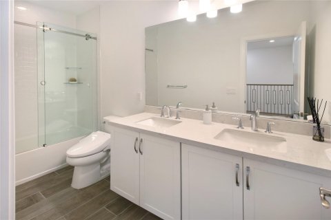 Adosado en venta en Deerfield Beach, Florida, 3 dormitorios, 184.6 m2 № 1146573 - foto 10